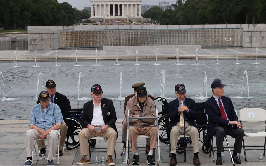 World War Ii Veterans Honor The Fallen Pass Along Their Stories At Memorial Day Ceremony 6784